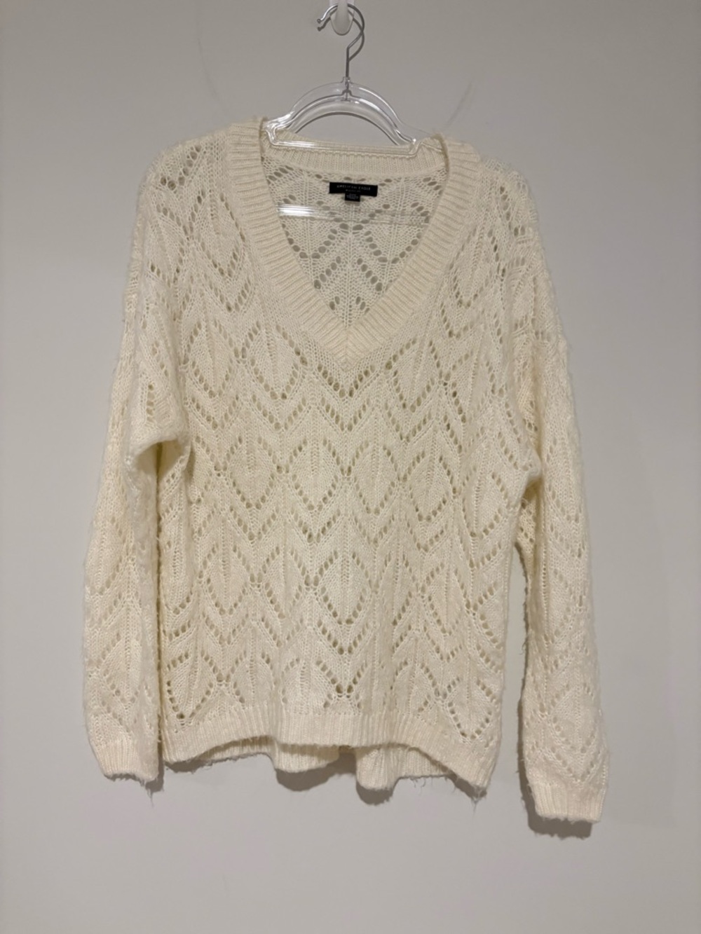American Eagle begging fit Oversized Sweater Long Sleeve Soft Knit‎ cream medium